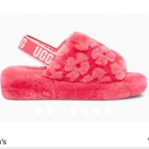 UGG FLUFF YEAH SLIDE POPPY (New in box)